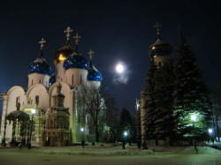 petela 
Собор Троисе-Сергиевои Лавры 
2007-01-21 20:45:13