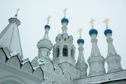 alexbd 
Снег, православие. 
2007-01-23 15:40:23