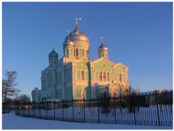 Marfik 
***сонце позна запад свой*** 
2007-01-25 20:25:22