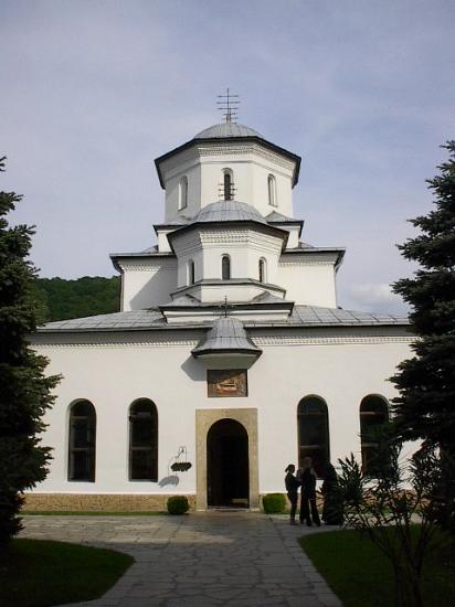 MANASTIREA TISMANA