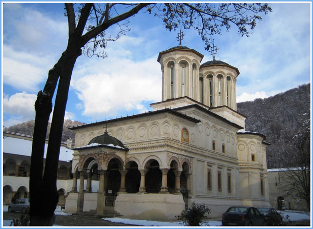 Manastirea Hurezi, Romanii de jos  - Valcea