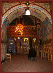 mihaela 
Monastery Sihastria Putnei - interior of the church 
199 
2007-02-22 18:48:21