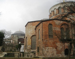 iliana 
Haghia Sophia and Haghia Eirini 
2007-02-24 00:32:53