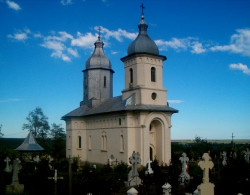 costyn 
Biserica din Doina(NT) 
2007-02-25 17:56:29