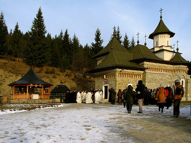 Monastery Sihastria Putnei - before Holy Liturgy 2