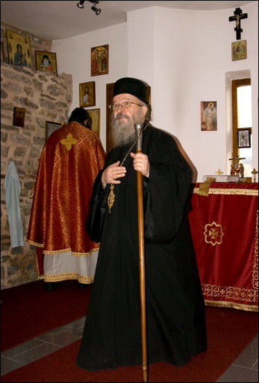 Владика Артемије - Bishop Artemije