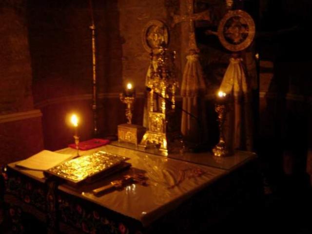 THE HOLY ALTER - ΑΓΙΑ ΤΡΑΠΕΖΑ