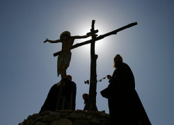 ioakeim 
Monastery of Saint Augustine and Saint Seraphim of Sarov in Greece. 
225 
2007-03-20 20:10:42