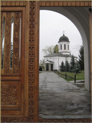 OvidiuMihail 
Zamfira Monastery (Prahova Region) 
2007-03-29 20:33:29