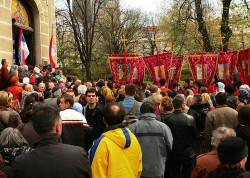Vladimir 
Србија испраћа Пресвету Богородицу 
2007-03-31 01:22:47