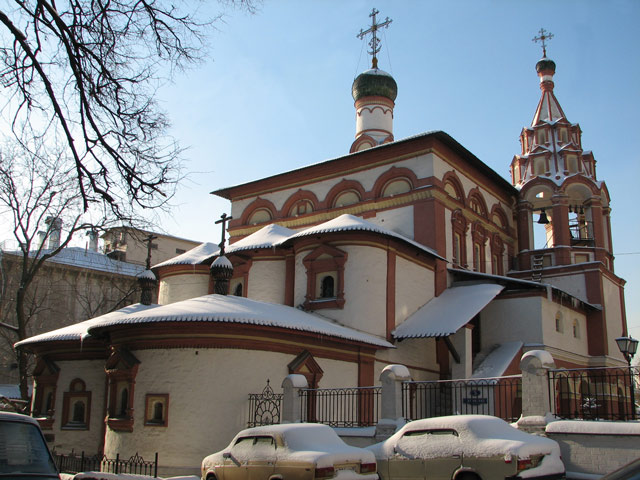 Храм Трех Святителей на Кулишках