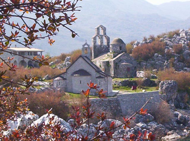 Манастир Бешка, Скадарско језеро