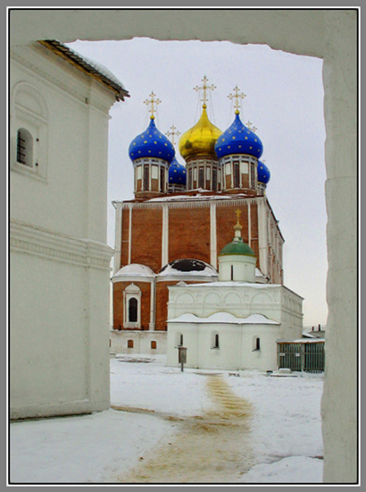 Assumption cathedral in Ryasan Kremlin (Успенский собор в Рязанском Крем