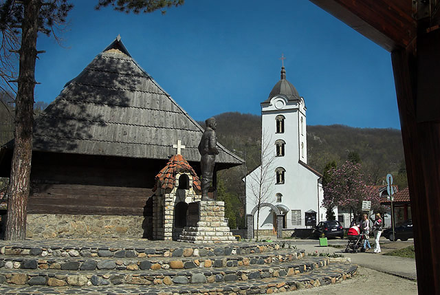 Црква у Ивањици