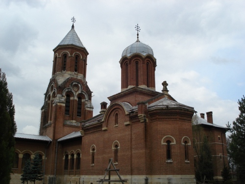 BISERICA MANASTIRII CURTEA DE ARGES