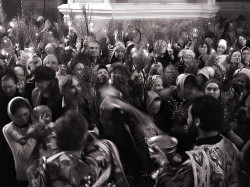 Dionisy, ierei 
Грядый Гдь на вольную Страсть нашего ради спасения... 
2007-04-03 06:43:33