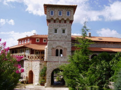 rosmarinus 
Monastery Tvrdos in southern Hercegovina - the entrance 
2007-04-05 22:24:00