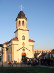 Isa 
Црква Св.Ђорђа у Ваљеву 
2007-04-11 22:46:13