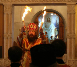 Dionisy, ierei 
Благодатный огонь....... 
2007-04-13 19:58:35