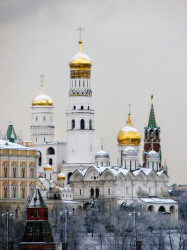 branka 
Московский кремль 
2007-04-14 20:11:30