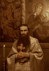 stevica 
Отац Серафим/Father Serafim 
2007-04-18 00:07:08