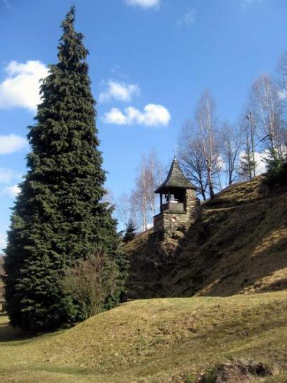 Clopotnita, Manastirea Prislop