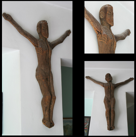 Wooden Christ. Christos de lemn.