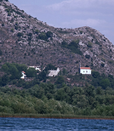 Манастир Врањина, Скадарско језеро