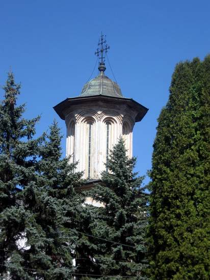 Turla Paraclisului Episcopal RM. Valcea