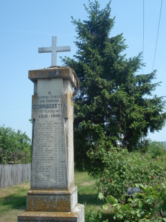 MONUMENT