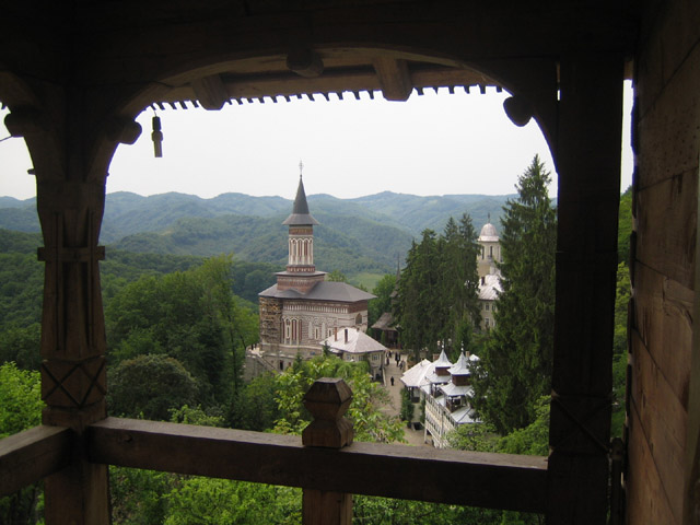 Mănăstirea „Sfânta Ana” – Rohia, „Ţara Lăpuşului” - Maramureş.