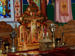 Xenia 
Holy Table / Sfânta Masă 
2007-05-04 21:03:26