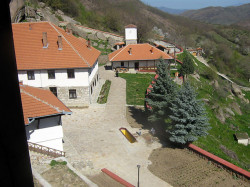 Micici 
манастир Соколица 
2007-05-24 20:12:18