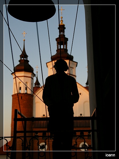 dzwonnik - bell-ringer - звонарь