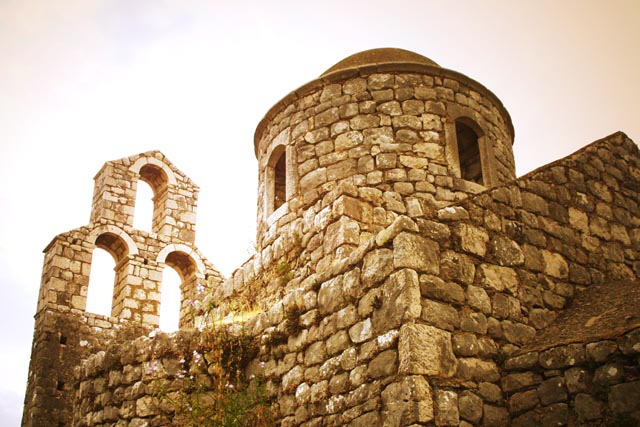 Manastir Beska na Skadarskom jezeru