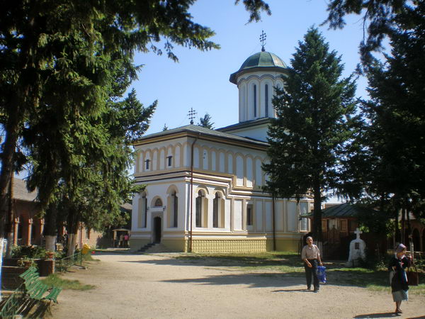 Plumbuita Monastery(Bucharest)