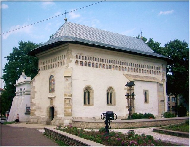 Biserica "Sf. Înviere"- Suceava