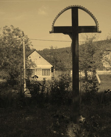 Cross