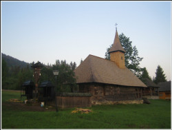 zidan2703 
Biserica de lemn a Manastirii Moisei - Maramures 
2007-06-09 09:26:30