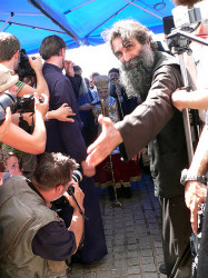 miszacz 
Patriarcha Paweł na Kosowym Polu 
2007-06-17 18:58:46