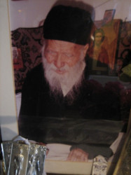 maria1 
Γέροντας Πορφύριος 
2007-06-17 19:08:31