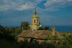 Slobodan 
На јутарњем сунцу I 
144 
2007-06-18 07:45:03