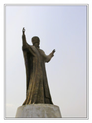 VladN 
Monument to Nicholas of Mira (Памятник Николаю Мирликийскому) 
2007-06-25 12:09:56