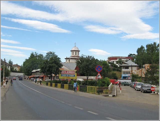 Biserica din Vălenii de Munte (Prahova)