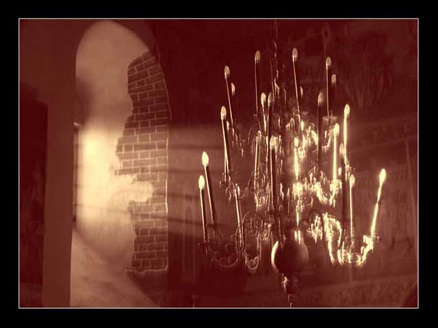 Candelabru Manastirea Neamt