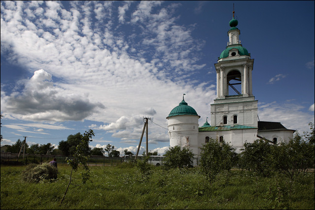 Заготовка сена в Авраамиевском монастыре --- Stocking up of hay