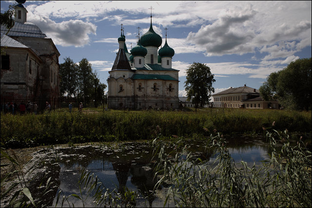 Монастырский пруд --- Monastery pond