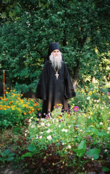 jarek 
Starec Adrian of Pskov-Piechery Monastery 
2007-07-26 08:42:48
