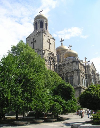 Катедрален храм Св. Успение Богородично, Варна