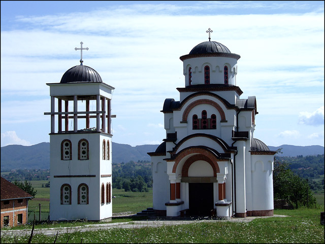 Храм Вазнесења Господњег, село Расна